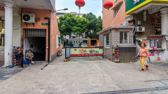 富甸公寓外景图