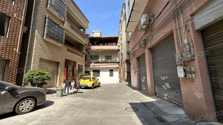 冲表新村外景图