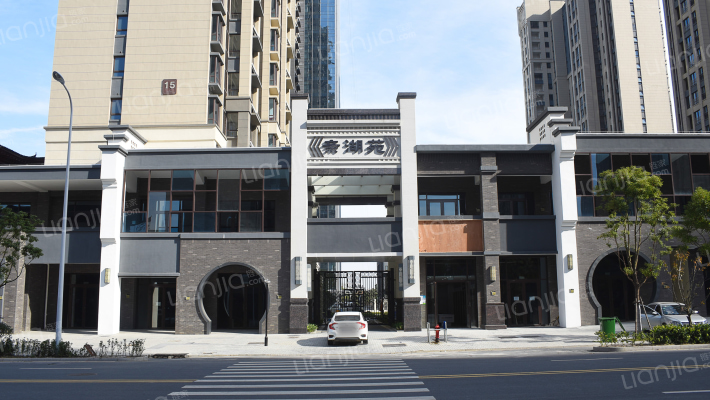 亲湖苑A区外景图