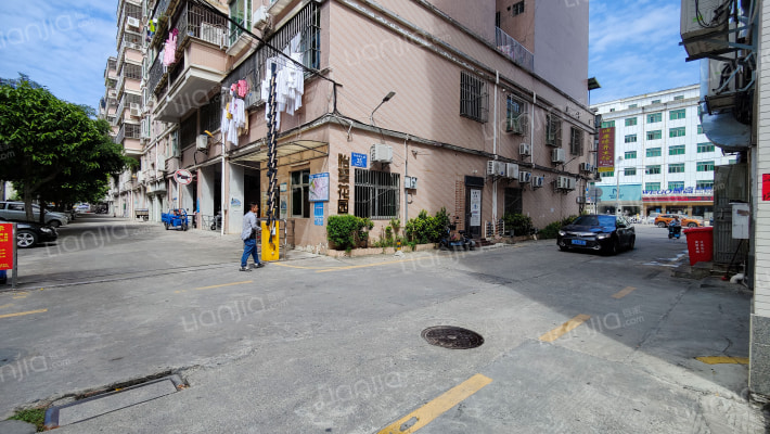 怡翠花园外景图