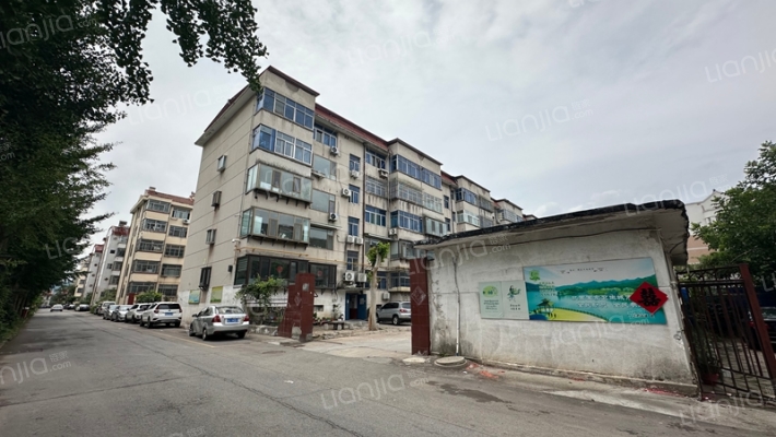 前营小区外景图