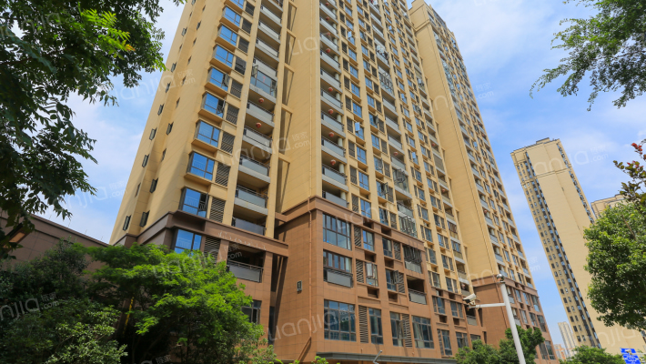 华硕御龙苑外景图