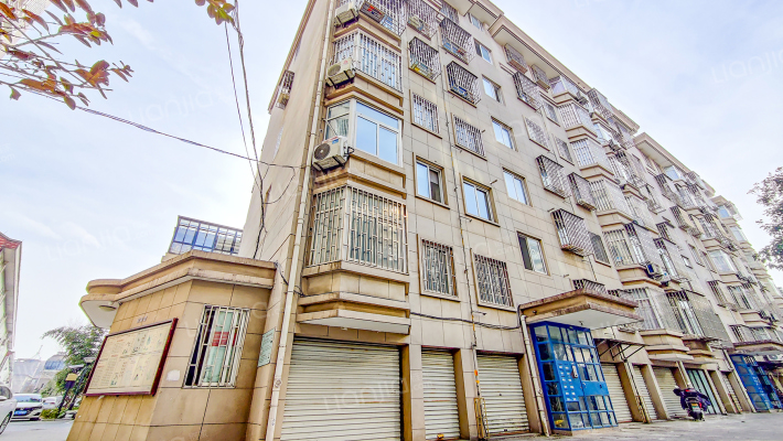 海湾公寓外景图