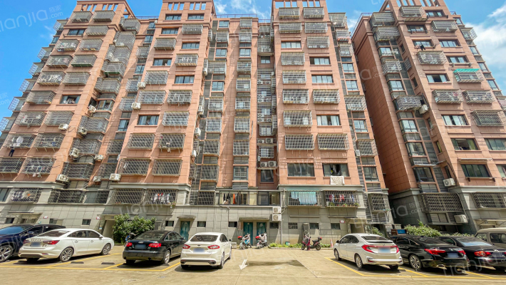 锦腾小区外景图