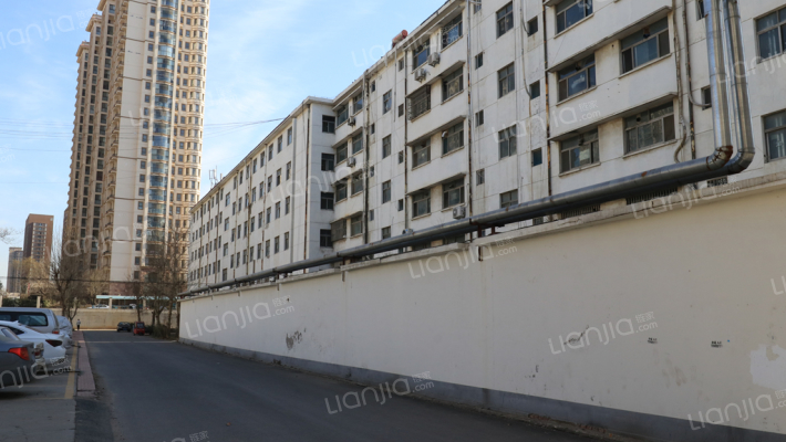 齐民思酒厂家属院外景图