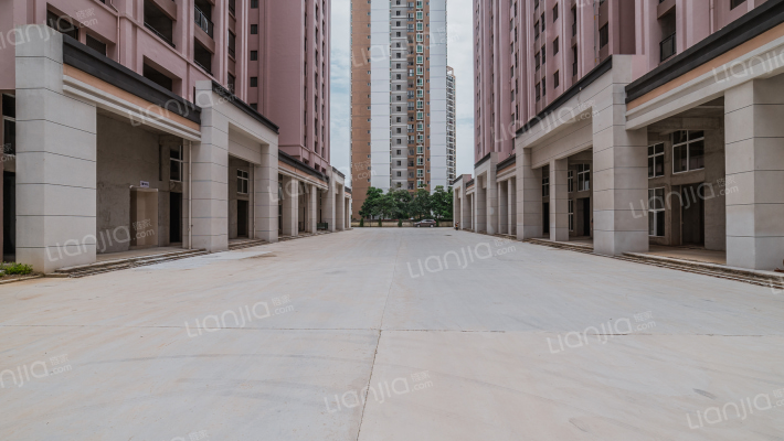 东峰国际公寓外景图