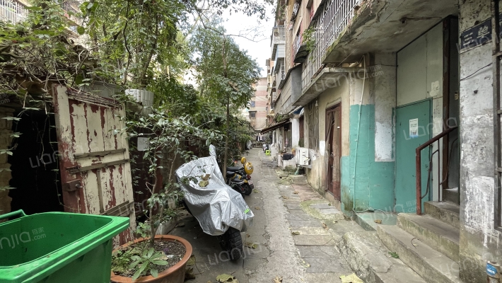 学士路7号外景图