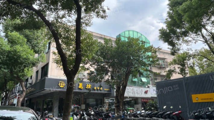 震川西路187号外景图