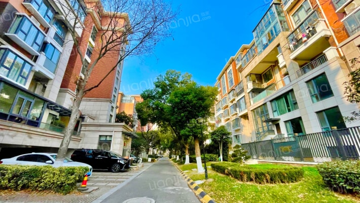 阳光国际花园外景图