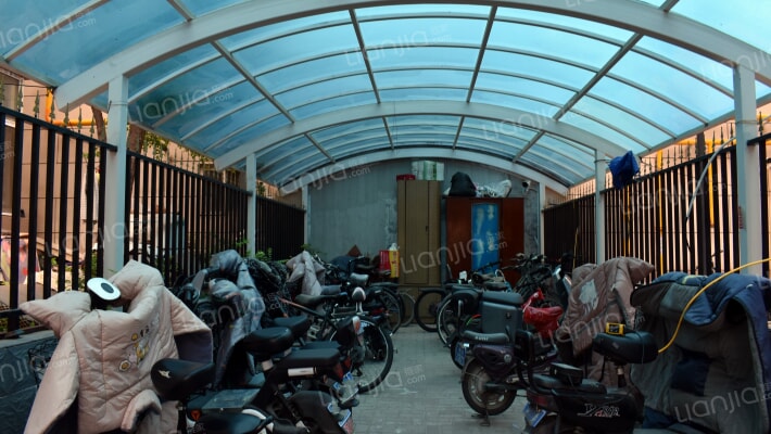 法院宿舍外景图