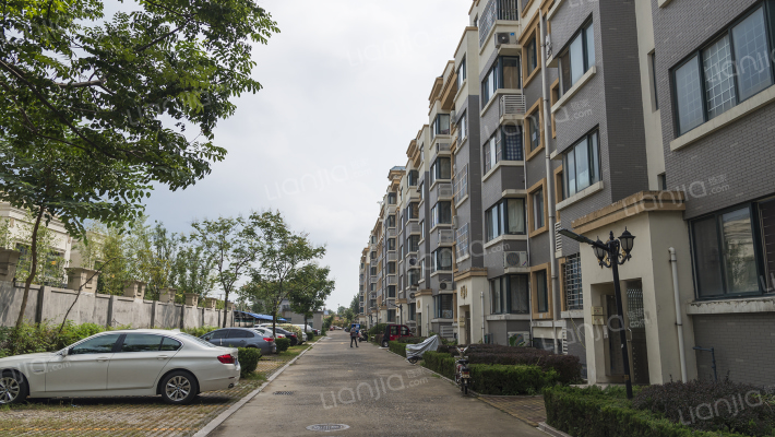 香榭丽舍外景图