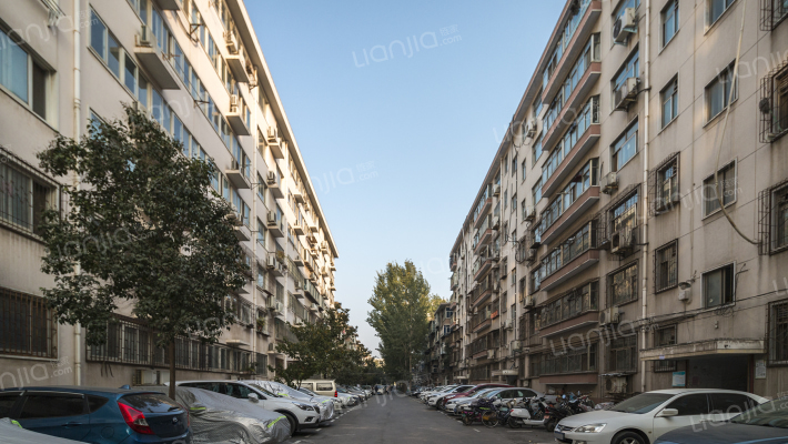 水利学校家属楼外景图