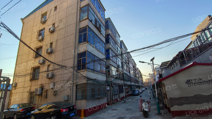 站西小区教师安居楼外景图