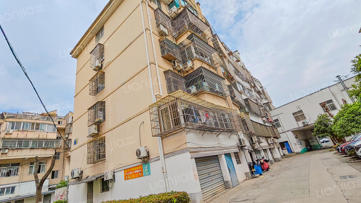 和盎新村外景图