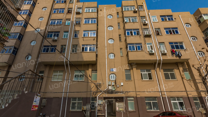 东良小区外景图