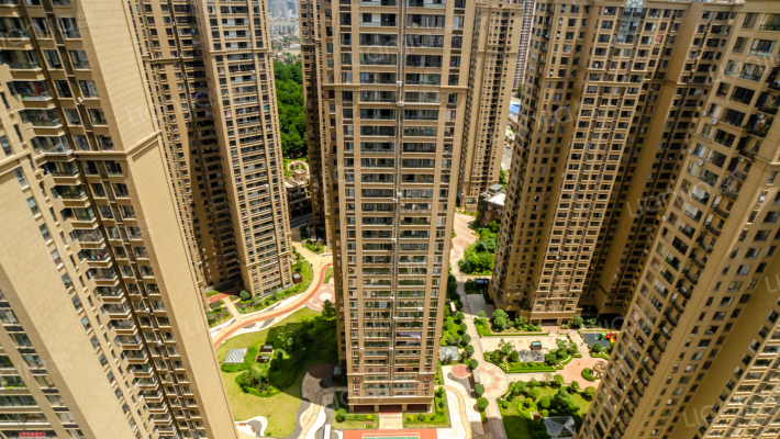 元琦·林居外景图