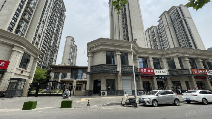 恒大翡翠华庭外景图