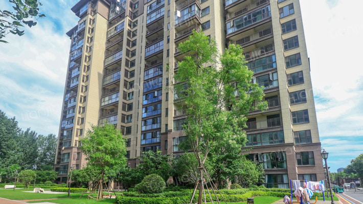 建业新城半岛外景图