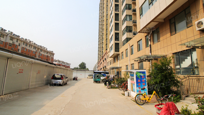 吉祥家园商住楼外景图