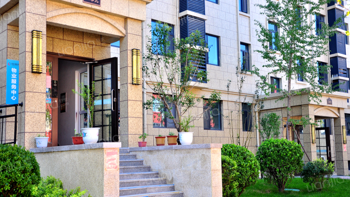 恒信向阳府外景图