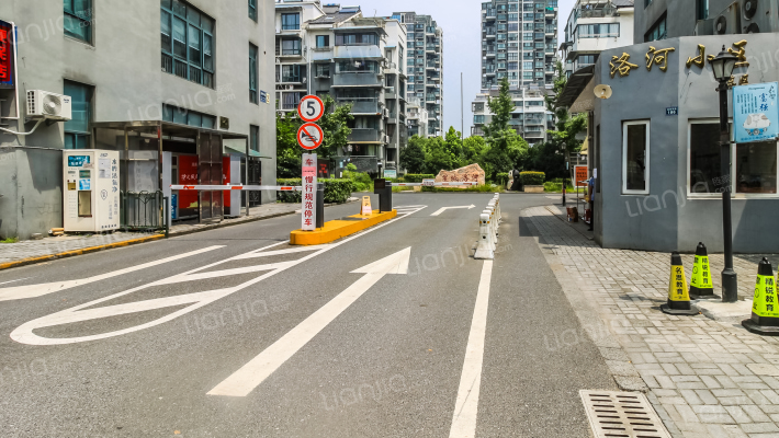 洛河小区东区外景图