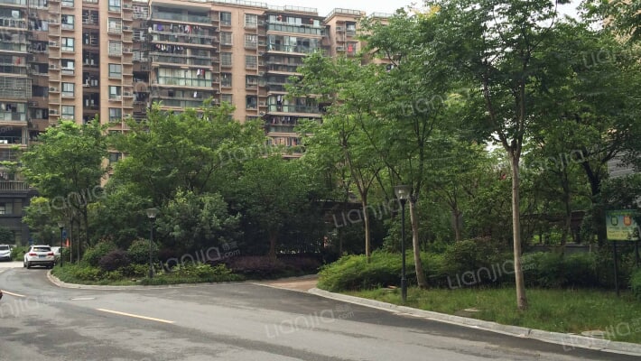 春波南苑外景图