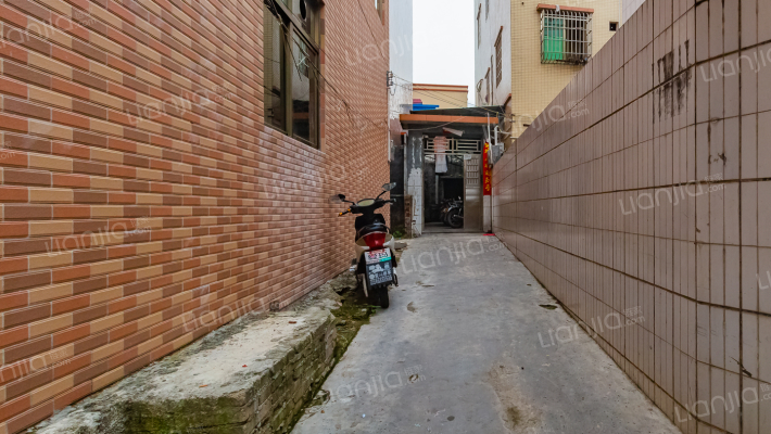 张家边三村新桥下街二巷48号外景图