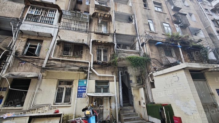 延安东路33号外景图