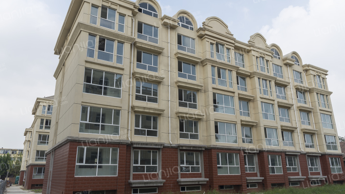 福康苑小区外景图