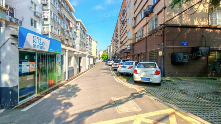 梅林春苑外景图