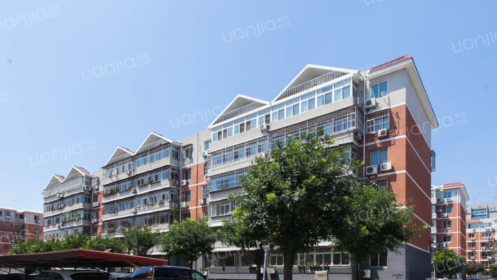 东关南里小区外景图