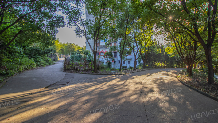 戚家山别墅外景图