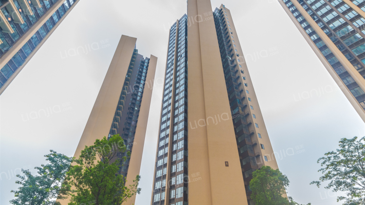 龙光玖龙湾外景图