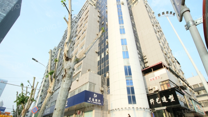 中南大厦外景图