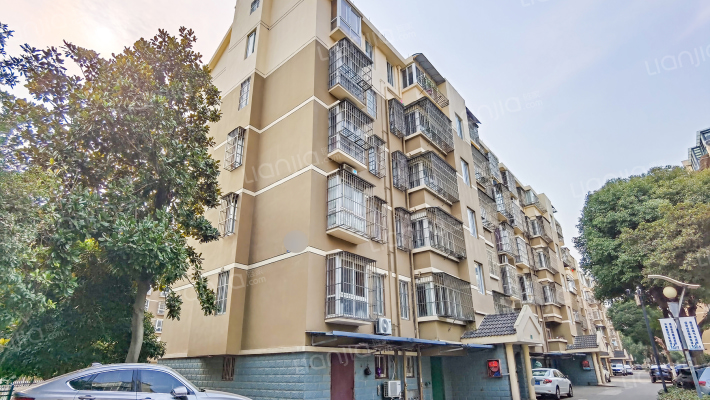 港龙花园外景图