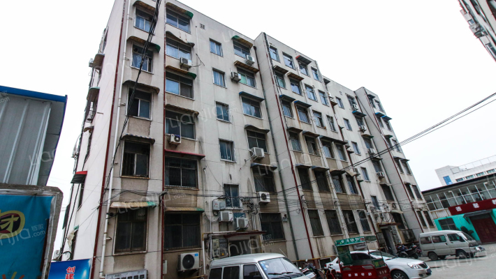 昌大饲料公司家属院外景图