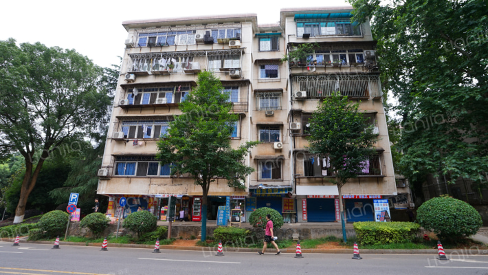 中南林业科技大学教师公寓外景图