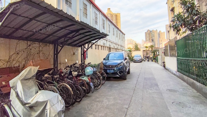 海院新村外景图