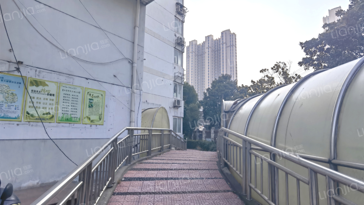 汇景大厦外景图