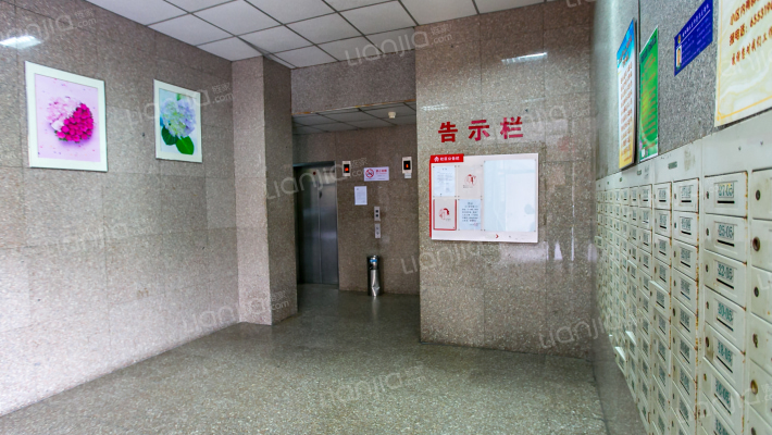 华敏大厦外景图