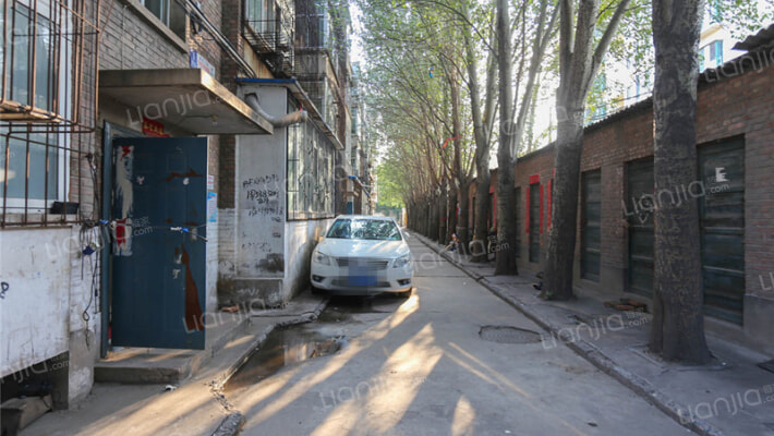 南内环街南三巷8号院外景图