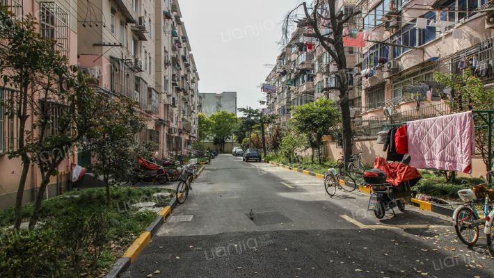 宝鸿小区外景图
