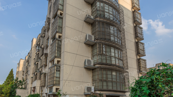 永旺家园外景图