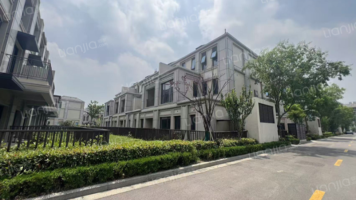 湖语尚院外景图