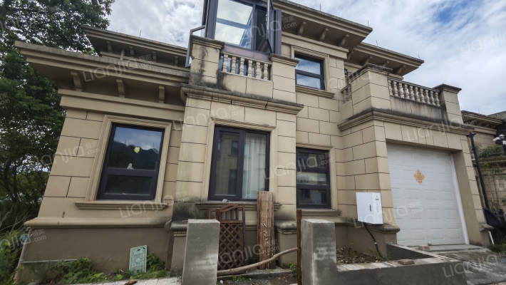 东江花园外景图