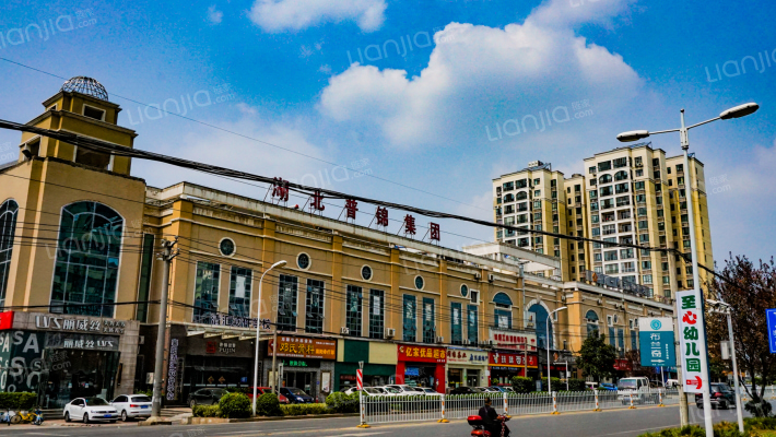 左岸春天外景图