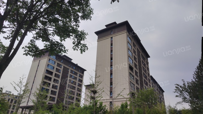 雷士锦泰园外景图