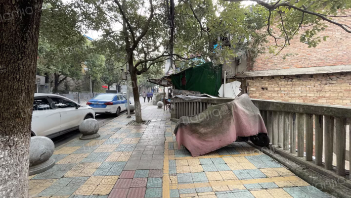 东山路42号外景图