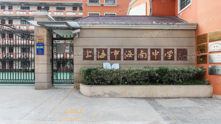 浦西小区外景图