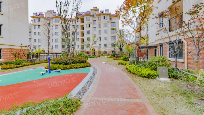 水沐清华外景图